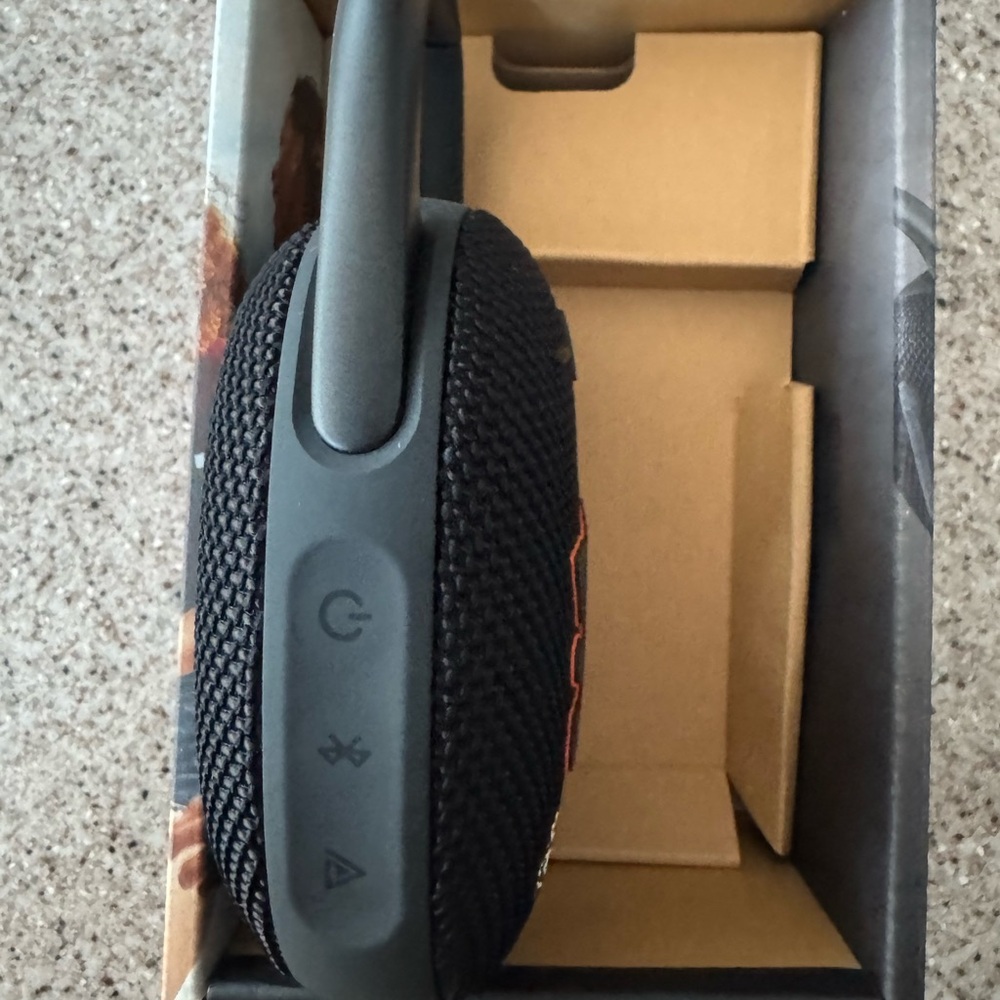 JBL Black and Orange Portable Speaker - Picture 3 of 7